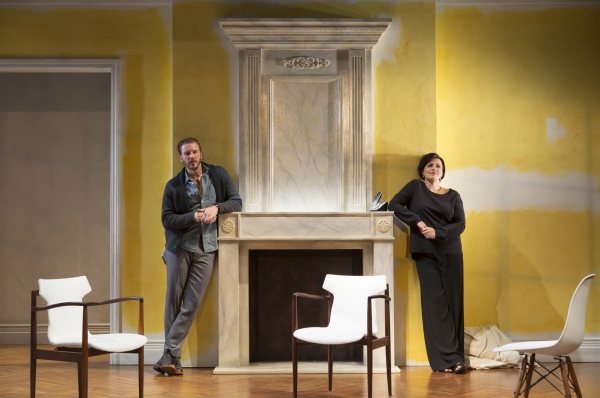 Photo Flash: First Look at Dagmara Dominczyk, Ann Dowd and Bill Heck in Signature's NIGHT IS A ROOM 
