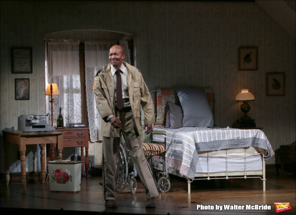 Photo Coverage: MISERY's Bruce Willis and Laurie Metcalf Take Opening Night Bows Photo Coverage: MISERY's Bruce Willis and Laurie Metcalf Take Opening Night Bows Image