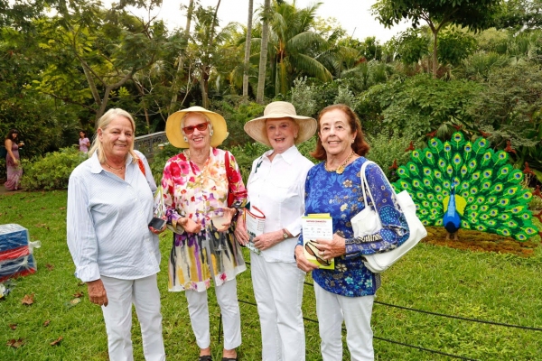 Photo Flash: Mounts Botanical Garden Welcomes 100 VIPs to NATURE CONNECTS: ART WITH LEGO BRICKS Image