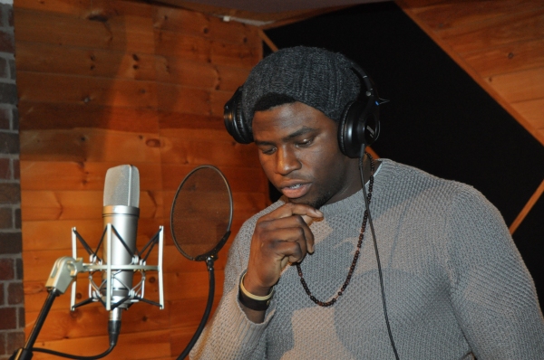 Exclusive Photo Coverage: HAMILTON Company Drops Some Beats for Carols For A Cure Image