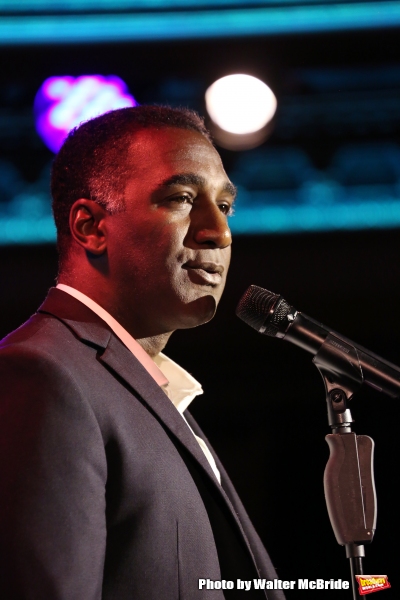 Photo Coverage: Norm Lewis Previews SWINGIN' CHRISTMAS at Feinstein's/54 Below Image