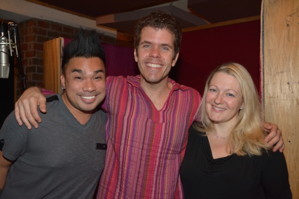 Exclusive Photo Coverage: Perez Hilton and James Snyder Sing an ELF Duet for Carols For A Cure! Exclusive Photo Coverage: Perez Hilton and James Snyder Sing an ELF Duet for Carols For A Cure! Image