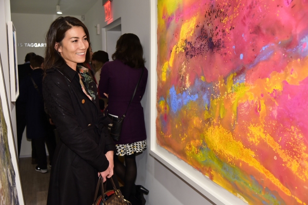 Photo Flash: Suzanne LaFleur Opening Takes Chelsea by Storm at Hollis Taggart Gallery Image