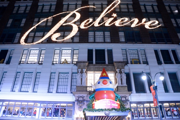 Photo Coverage: Casts of FIDDLER, ON YOUR FEET, THE KING AND I Rehearse for the Macy's Thanksgiving Day Parade!  Image