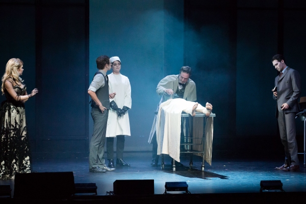 Photo Flash: First Look at SHERLOCK HOLMES in Chicago, Starring David Arquette Image