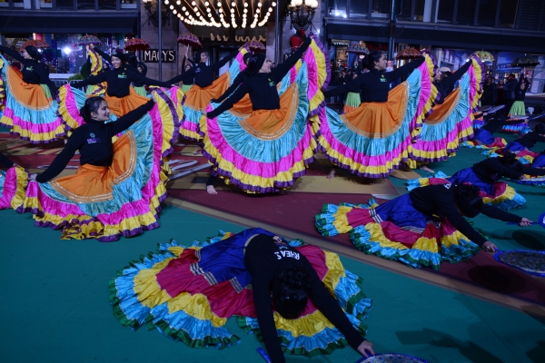 Photo Coverage: Casts of THE WIZ, SOMETHING ROTTEN! & More Rehearse for the Macy's Thanksgiving Day Parade! Image