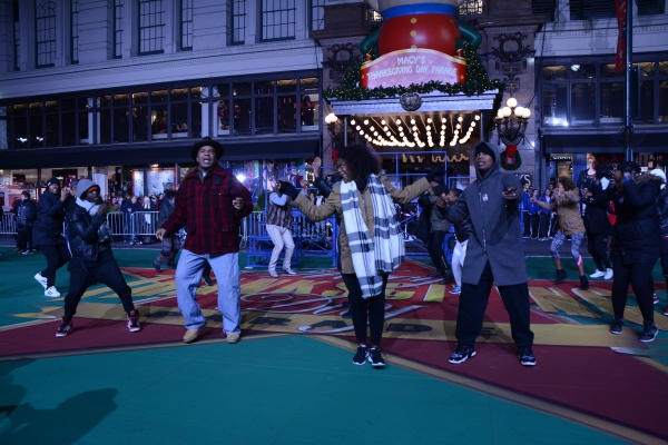 Photo Coverage: Casts of THE WIZ, SOMETHING ROTTEN! & More Rehearse for the Macy's Thanksgiving Day Parade! Image