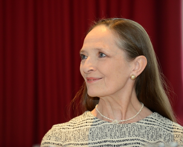Photo Flash: Original Company of Birmingham Royal Ballet's THE NUTCRACKER Reunites for 25th Anniversary Image
