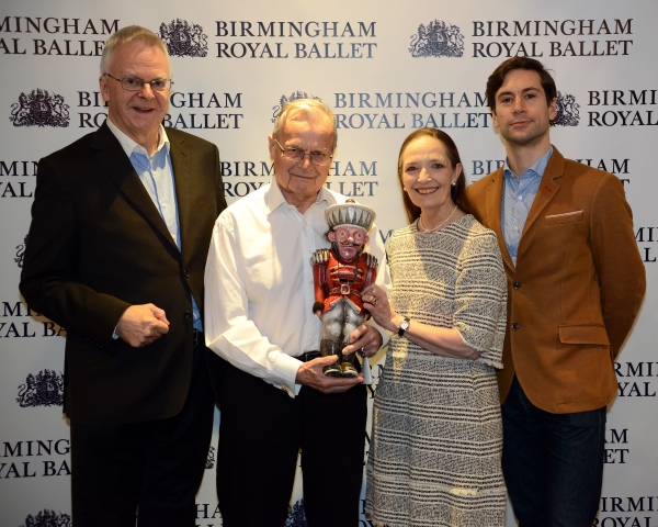 Photo Flash: Original Company of Birmingham Royal Ballet's THE NUTCRACKER Reunites for 25th Anniversary Image