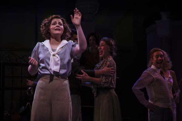 Photo Flash: First Look at Ruby Rakos as Judy Garland in Flat Rock Playhouse's CHASING RAINBOWS: THE ROAD TO OZ Image