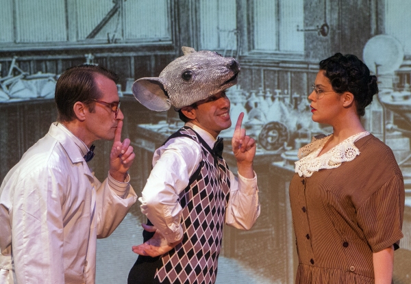 Photo Flash: First Look at THE BEHAVIOR OF BROADUS at Capital Stage Image