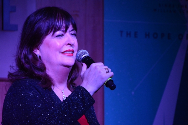 Photo Coverage: Ann Hampton Callaway Previews THE HOPE OF CHRISTMAS Album at Barnes and Noble Image