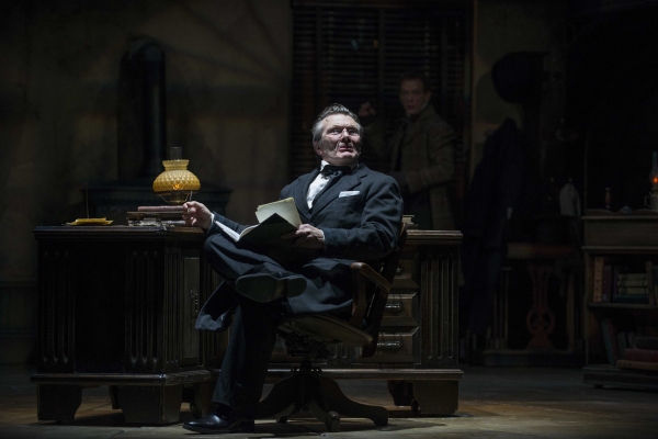 Photo Flash: Sneak Peek at A CHRISTMAS CAROL at Milwaukee Rep Image
