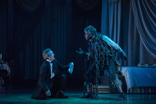 Photo Flash: Sneak Peek at A CHRISTMAS CAROL at Milwaukee Rep Image