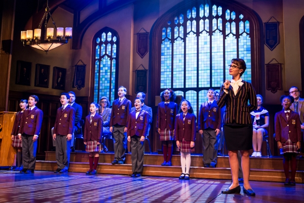 Sierra Boggess and the kids ensemble of School of Rock - The Musical Photo