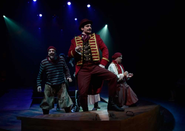 Photo Flash: Spend the Holidays in Neverland! First Look at PETER AND THE STARCATCHER at Orlando Shakespeare 