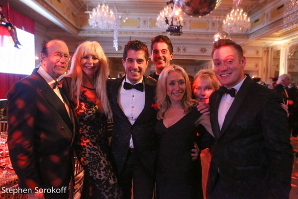 Photo Coverage: Howie Mandel Stars in American Humane Associations LADY IN RED Gala Image