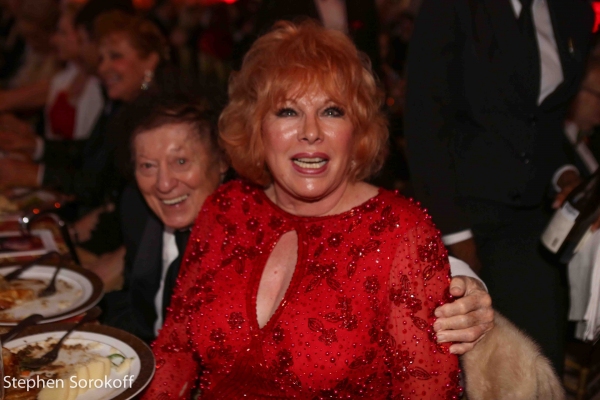 Photo Coverage: Howie Mandel Stars in American Humane Associations LADY IN RED Gala Image