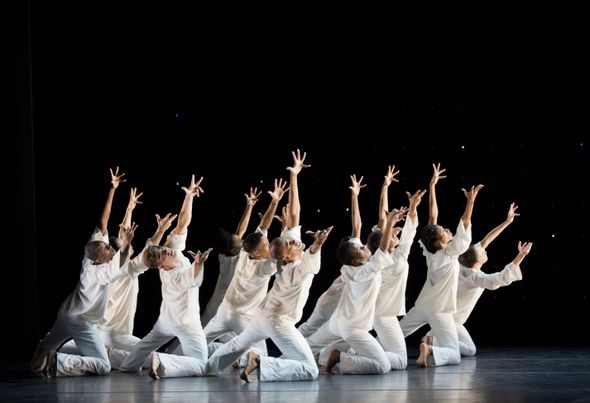 Photo Flash: First Look at Alvin Ailey's Premiere of Robert Battle's AWAKENING Image