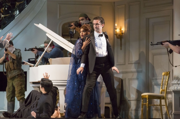 Photo Flash: First Look at Jeongcheol Cha, Andrew Stenson, J'nai Bridges & More in Chicago Lyric Opera's BEL CANTO Image