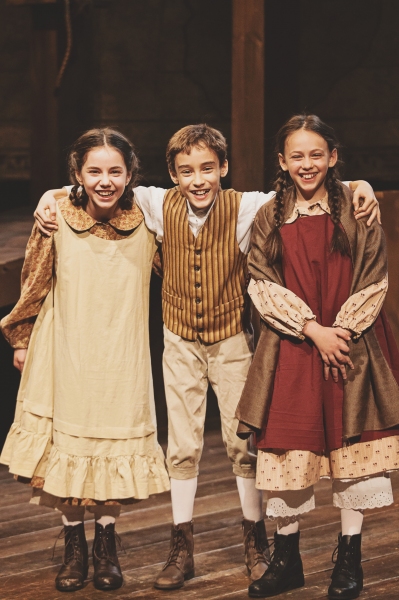 Photo Flash: THE CHRISTMAS SCHOONER Celebrates Opening at Mercury Theater Image