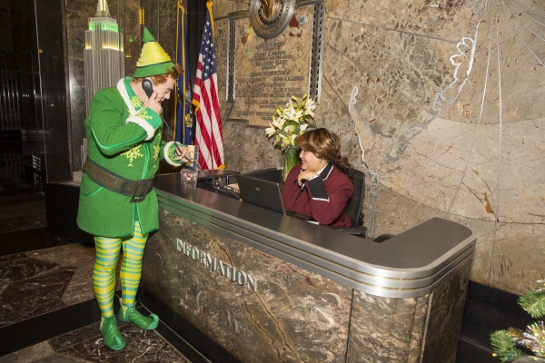 Photo Flash: ELF's Eric Petersen & Veronica Kuehn Visit Empire State Building Image