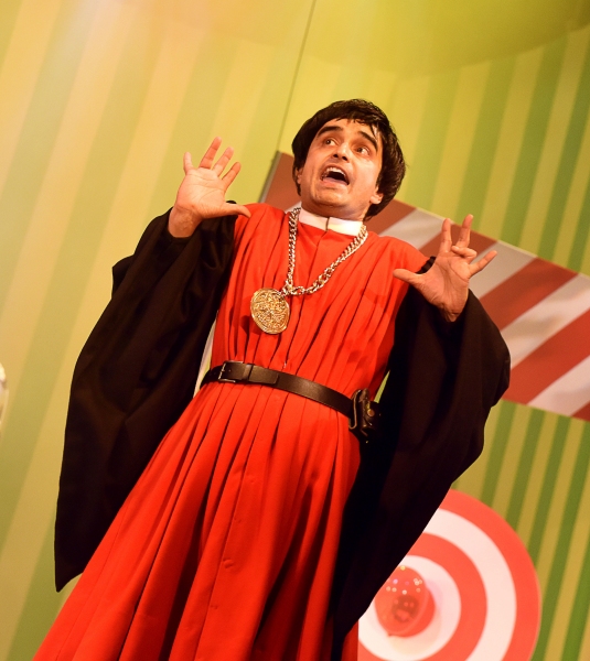 Photo Flash: Get a First Look at New ROBIN HOOD Panto Image