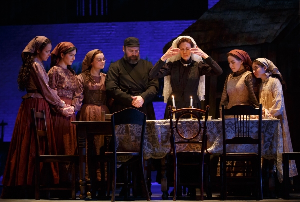 Photo Flash: First Look at Danny Burstein & Company in FIDDLER ON THE ROOF! Image