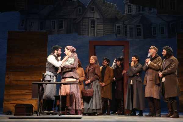Photo Flash: First Look at Danny Burstein & Company in FIDDLER ON THE ROOF! Image