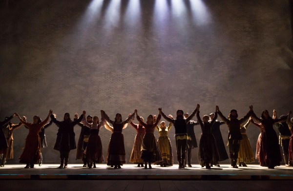 Photo Flash: First Look at Danny Burstein & Company in FIDDLER ON THE ROOF! Image