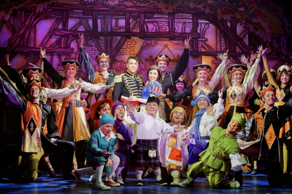 Photo Flash: First Look at SNOW WHITE AND THE SEVEN DWARFS at King's Theatre Glasgow 