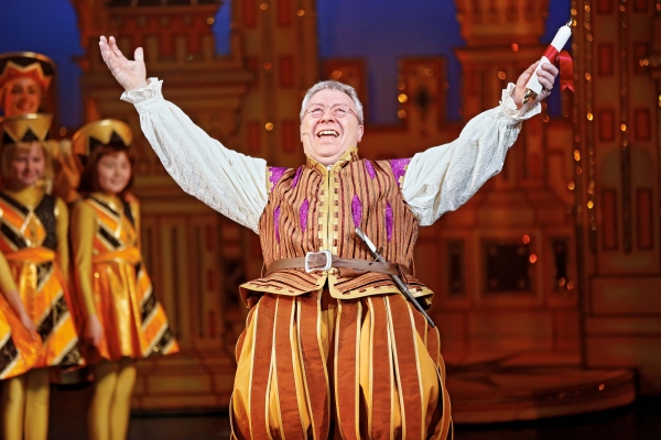 Photo Flash: First Look at SNOW WHITE AND THE SEVEN DWARFS at King's Theatre Glasgow 