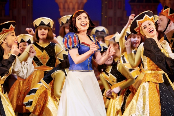 Photo Flash: First Look at SNOW WHITE AND THE SEVEN DWARFS at King's Theatre Glasgow 