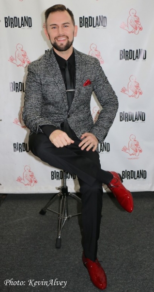 Photo Flash: Daniel Reichard Performs UNDER THE MISTLETOE! at Birdland Image