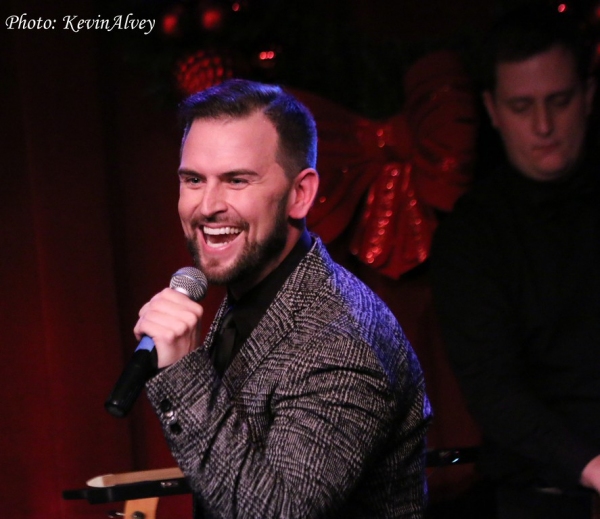 Photo Flash: Daniel Reichard Performs UNDER THE MISTLETOE! at Birdland 