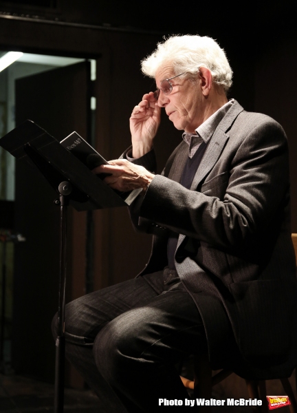 Photo Coverage: Tony Roberts Reads from DO YOU KNOW ME? at The Drama Book Shop Image