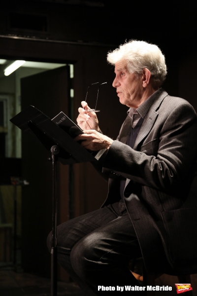 Photo Coverage: Tony Roberts Reads from DO YOU KNOW ME? at The Drama Book Shop Image