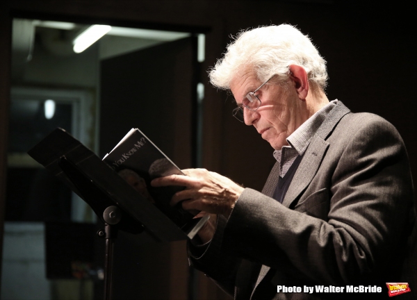 Photo Coverage: Tony Roberts Reads from DO YOU KNOW ME? at The Drama Book Shop Image