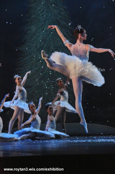 Photo Coverage: First Look at English National Ballet's NUTCRACKER at London Coliseum Image