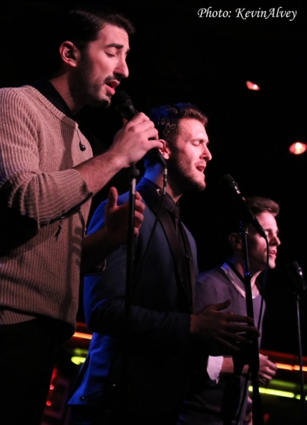 Photo Flash: Apollo Link Brings Holiday Cheer to Birdland Image