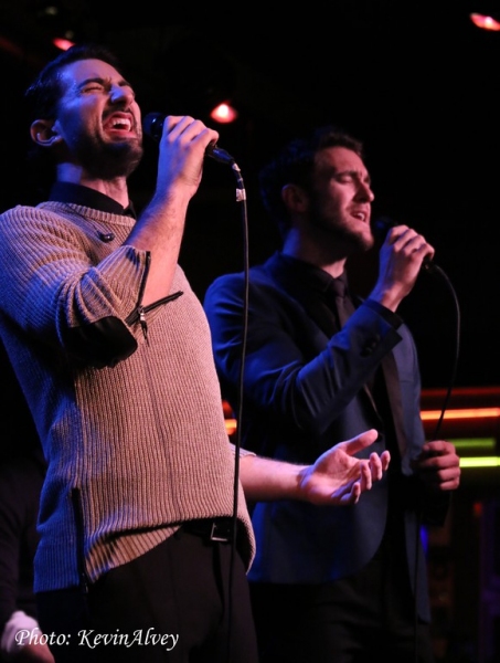 Photo Flash: Apollo Link Brings Holiday Cheer to Birdland Image