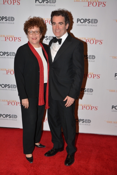 Photo Coverage: Stars Bring Holiday Cheer Backstage at New York Pops Carnegie Hall Concert 