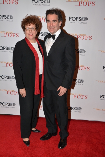 Photo Coverage: Stars Bring Holiday Cheer Backstage at New York Pops Carnegie Hall Concert  Image
