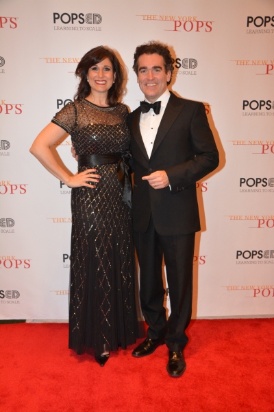 Photo Coverage: Stars Bring Holiday Cheer Backstage at New York Pops Carnegie Hall Concert  Image