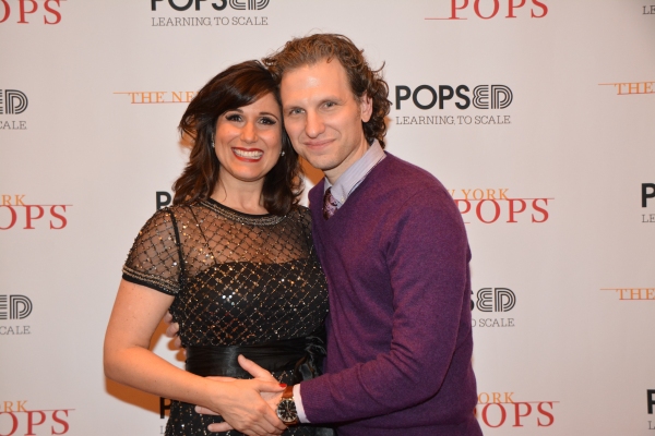 Photo Coverage: Stars Bring Holiday Cheer Backstage at New York Pops Carnegie Hall Concert  Image