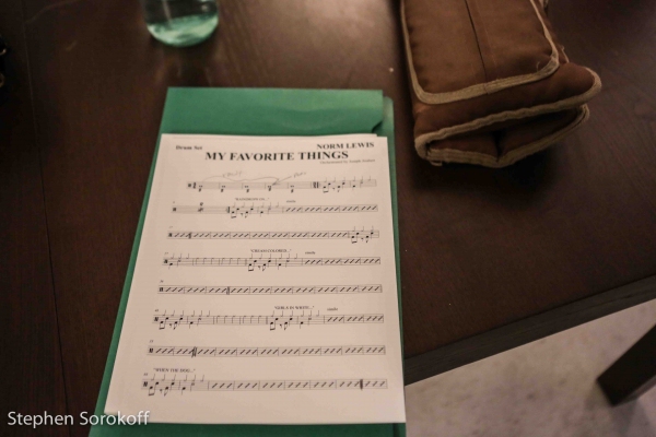 Photo Coverage: Norm Lewis Wishes You A SWINGIN' CHRISTMAS at Feinstein's/54 Below! Image