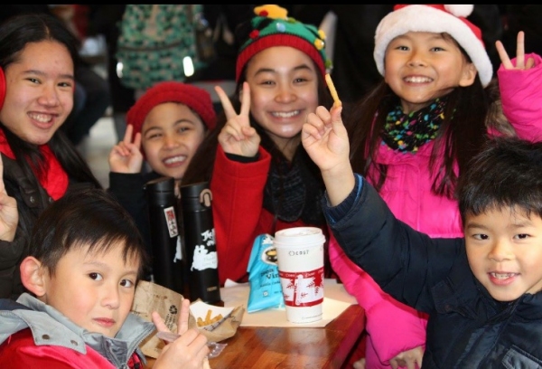 Photo Flash: Broadway Kids Sing for Peace in Times Square Image