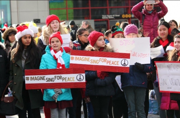 Photo Flash: Broadway Kids Sing for Peace in Times Square Image