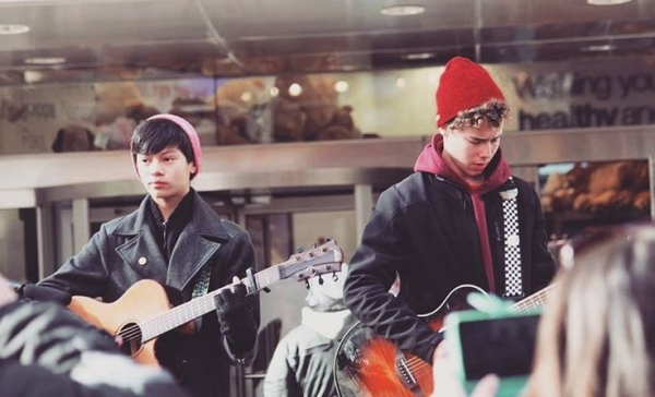Photo Flash: Broadway Kids Sing for Peace in Times Square Image