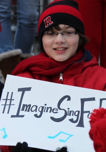 Photo Flash: Broadway Kids Sing for Peace in Times Square Image